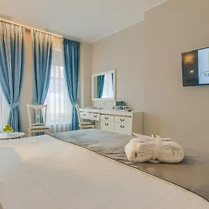 4* Hotel New Era Old Town Parking With Fee Nearby