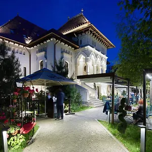 4* Hotel La Boheme