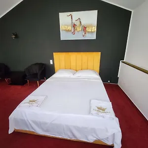  Hotel de apartamente Karma Caffe&rooms