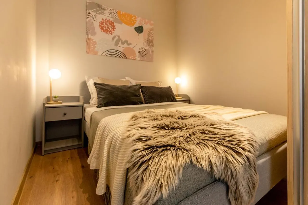 Urban Haven: 2Br Apartment In Bucharest Center 0*,  Romania