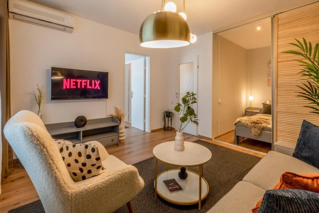 Urban Haven: 2Br Apartment In Bucharest Center