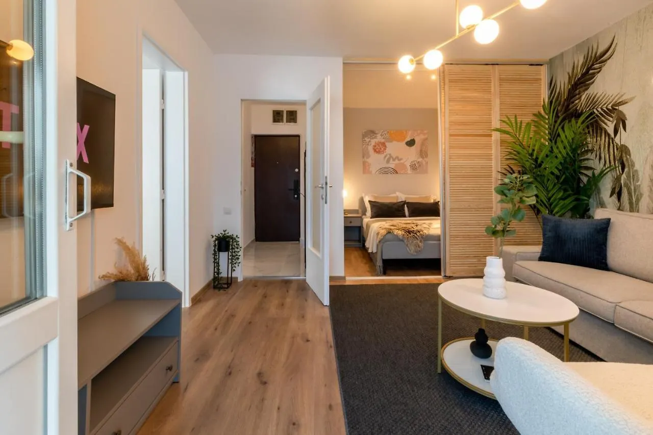 Urban Haven: 2Br Apartment In Bucharest Center Romania