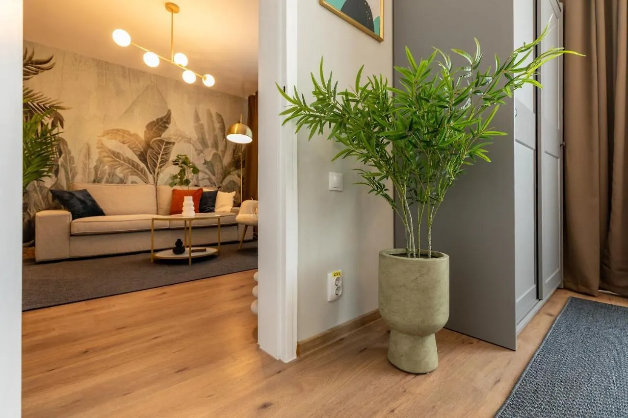 Urban Haven: 2Br Apartment In Bucharest Center